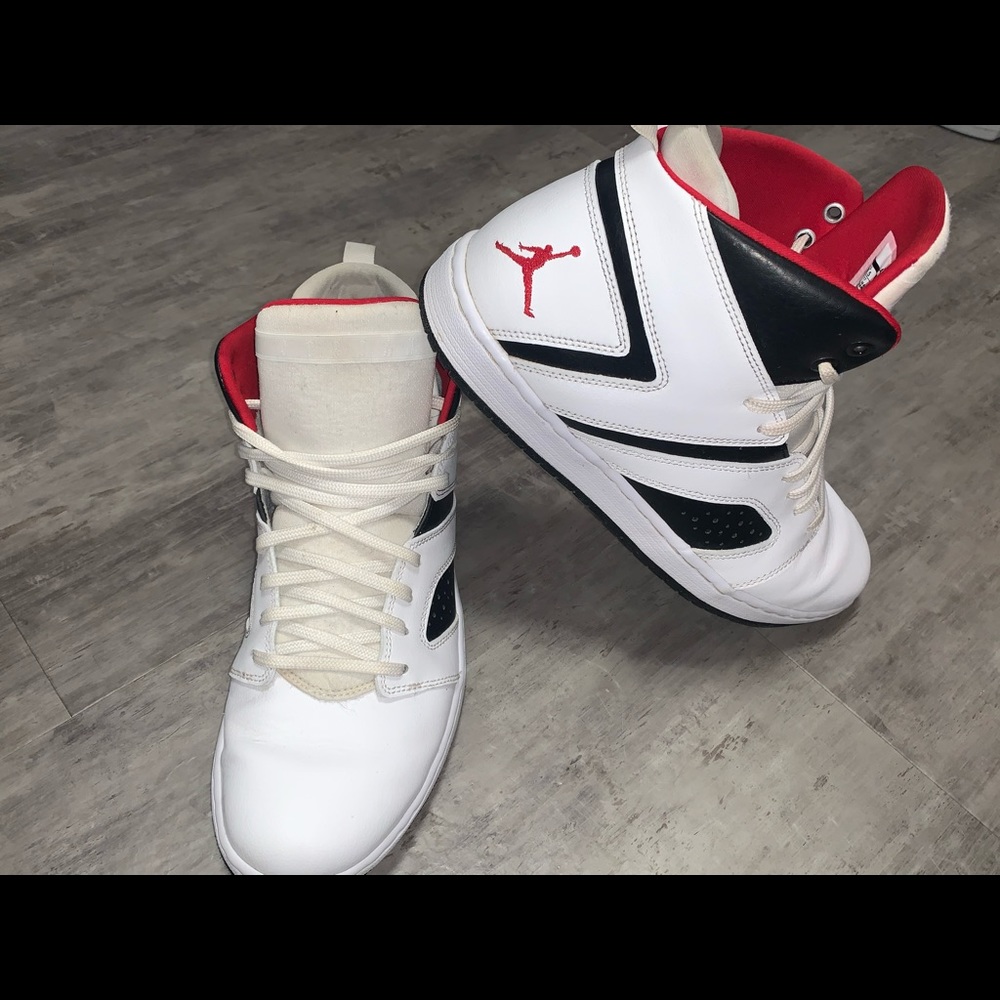 Jordan Flight Legend Men’s Basketball Shoes